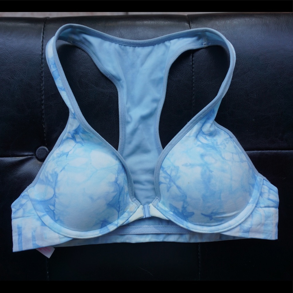 Victoria secrets padded sports bra.